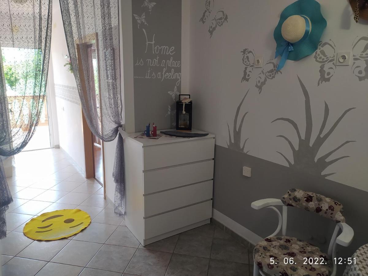 נובי ווינודולסקי Apartment Sara מראה חיצוני תמונה