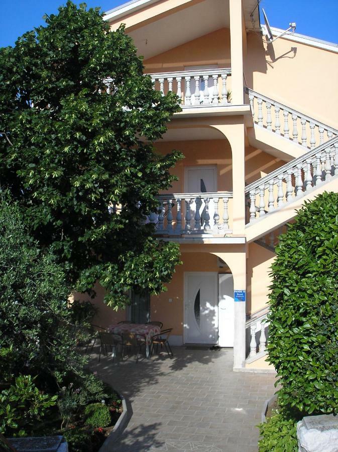 נובי ווינודולסקי Apartment Sara מראה חיצוני תמונה
